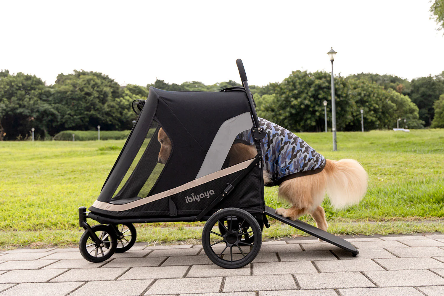 Ibiyaya Grand Cruiser Large Dog Stroller, 4-Wheel Foldable Big Dog Pram for Large Breeds, Senior & Injured Pets - PreOrder Only March 27 Shipping - Image 13