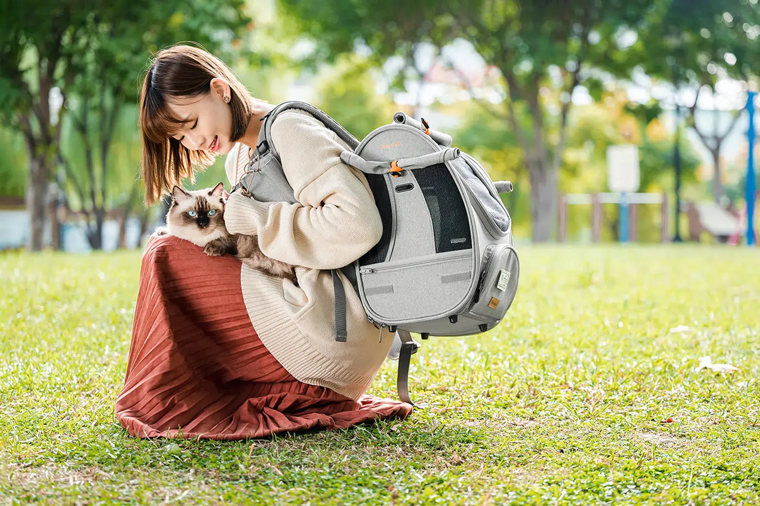 Ibiyaya Adventure Cat/Bunny/Puppy Carrier Backpack with Window, Large Airline Approved Cat Bag for Hiking & Travel. Best for both Kitten & Fat Cat - PreOrder Only - Image 4