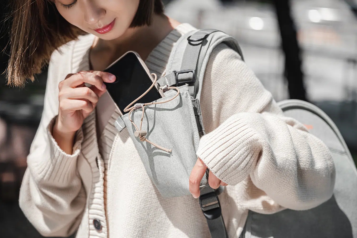 Ibiyaya Adventure Cat/Bunny/Puppy Carrier Backpack with Window, Large Airline Approved Cat Bag for Hiking & Travel. Best for both Kitten & Fat Cat - PreOrder Only - Image 8