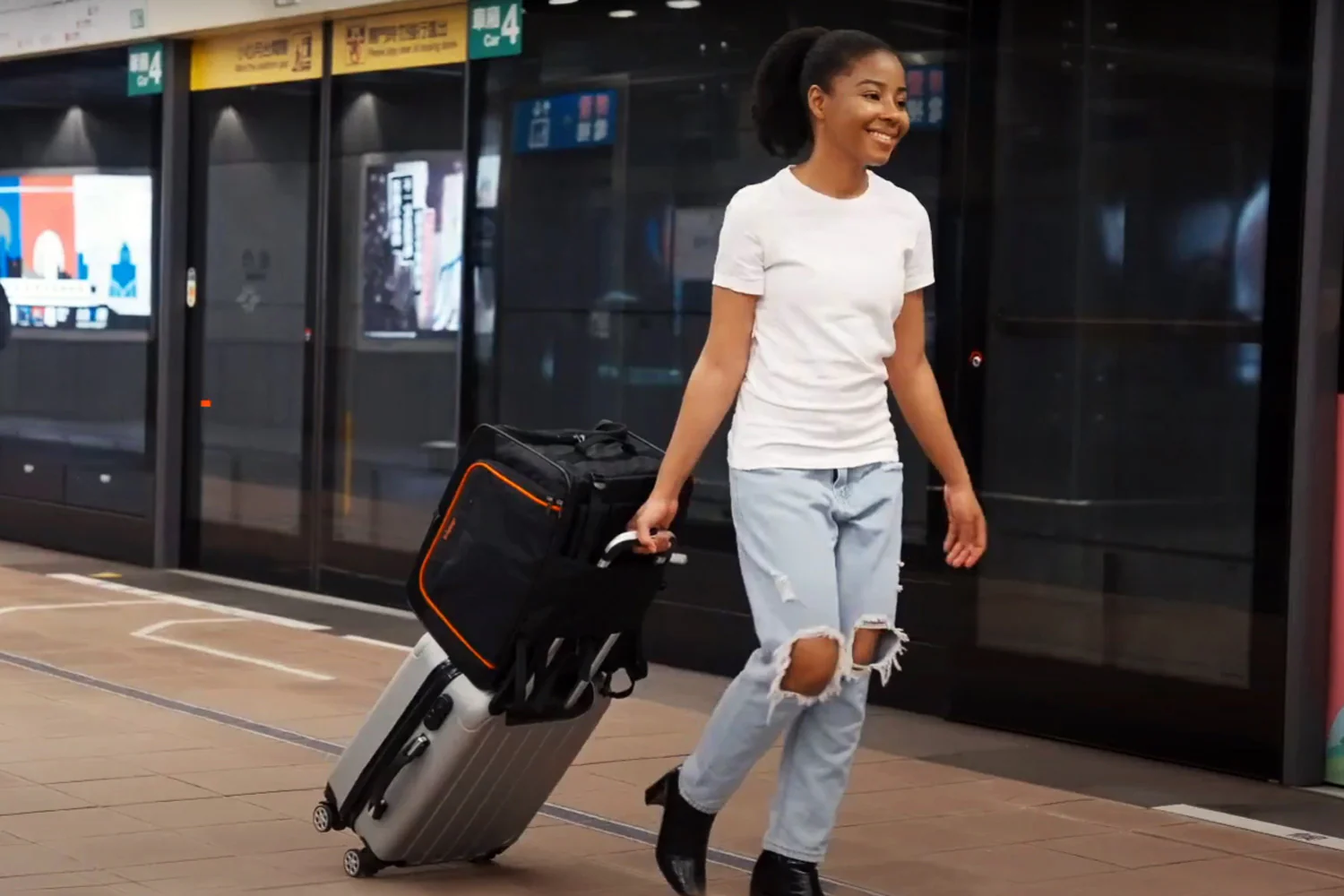 Ibiyaya JetPaw: 3-in-One Pet Stroller with Removable Airline-Approved Carrier Expandable Rolling Pet Carrier-Backpack for Dogs & Cats - Image 10