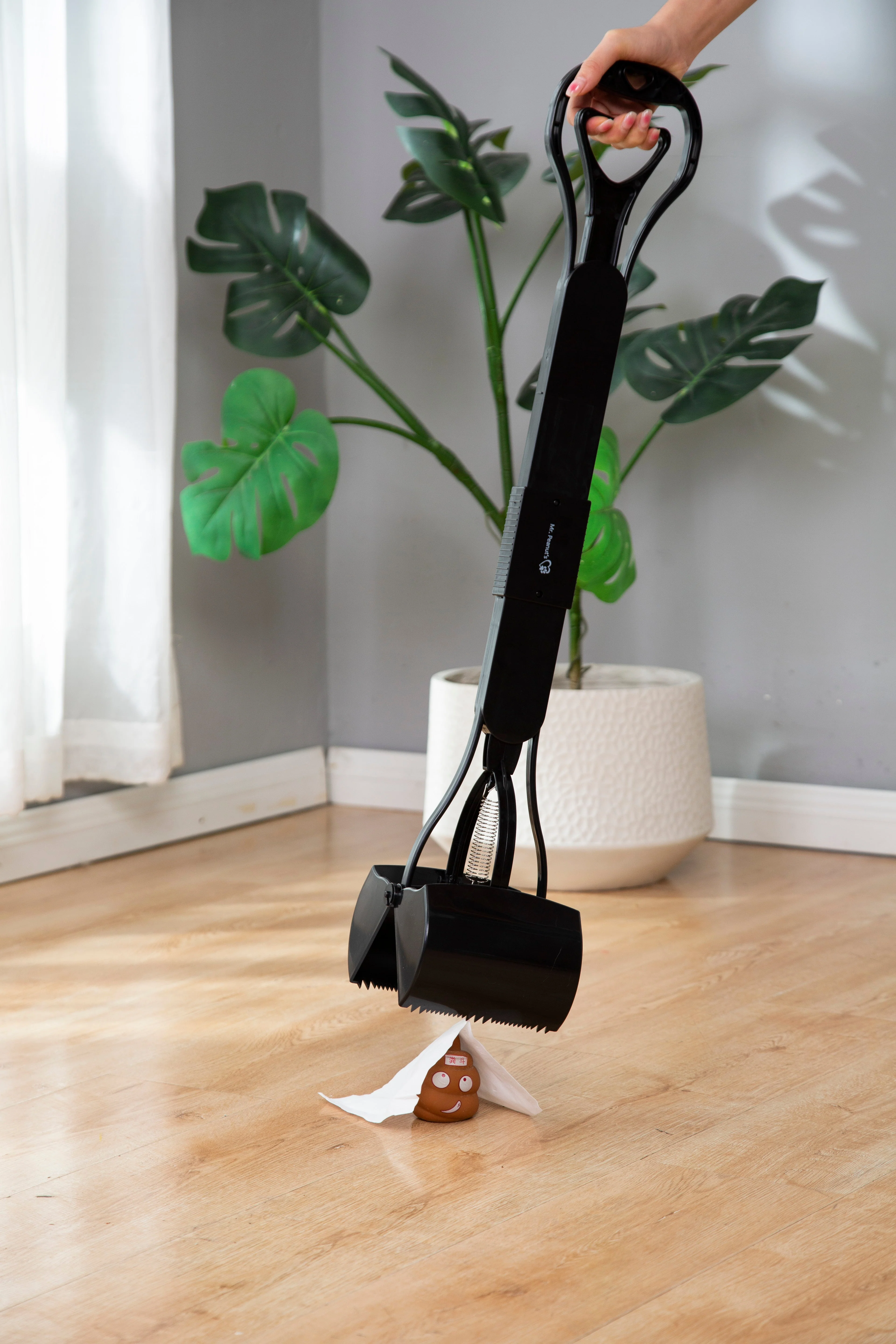 Mr. Peanut's 32" Tall Profile Pooper Scooper - Image 16