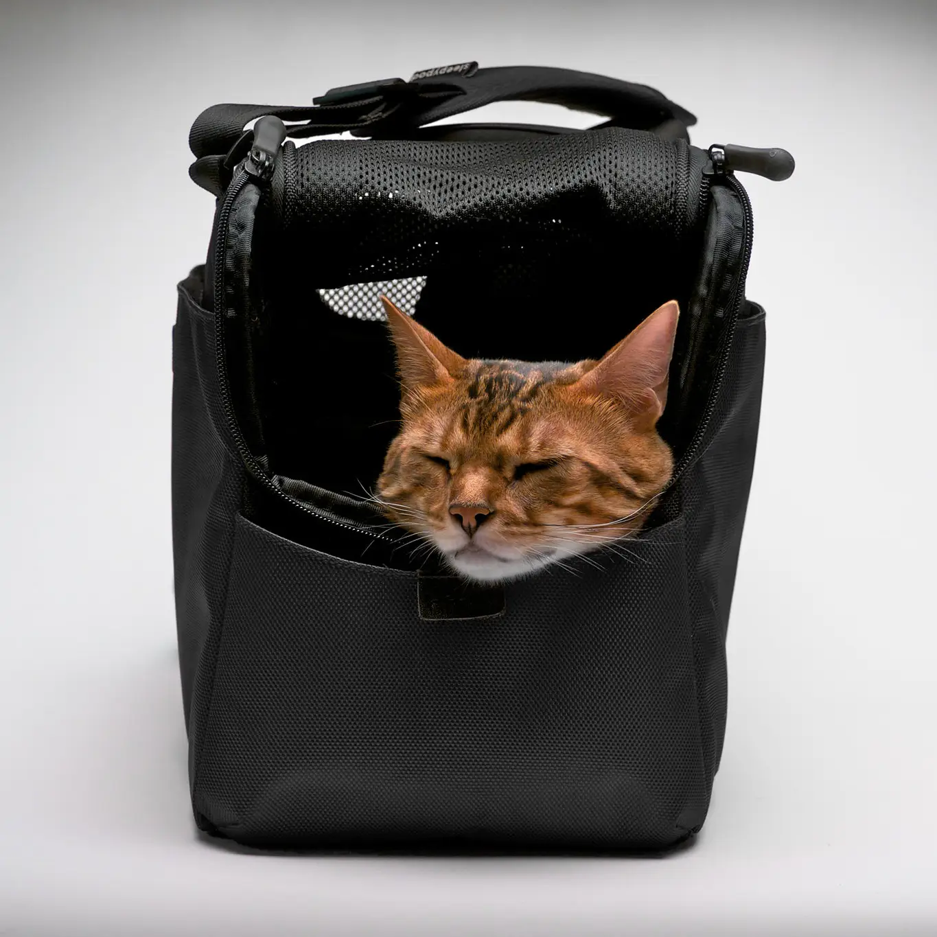 Sleepypod Atom Small Pet Carrier - Airline Compliant, Crash Tested Model - Image 13