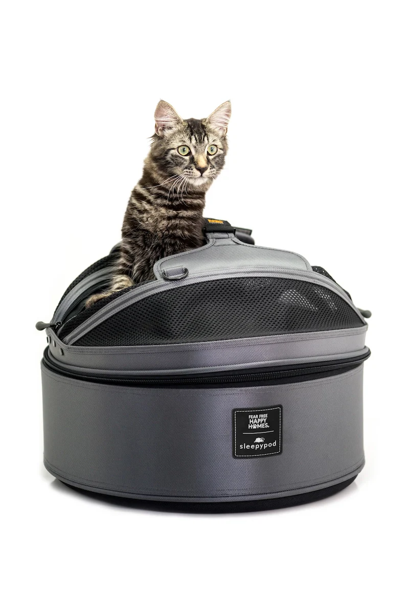 Sleepypod Mobile Pet Bed – Crash-Tested, Ultra-Plush Travel Bed for Small Pets - Full Size - Image 14