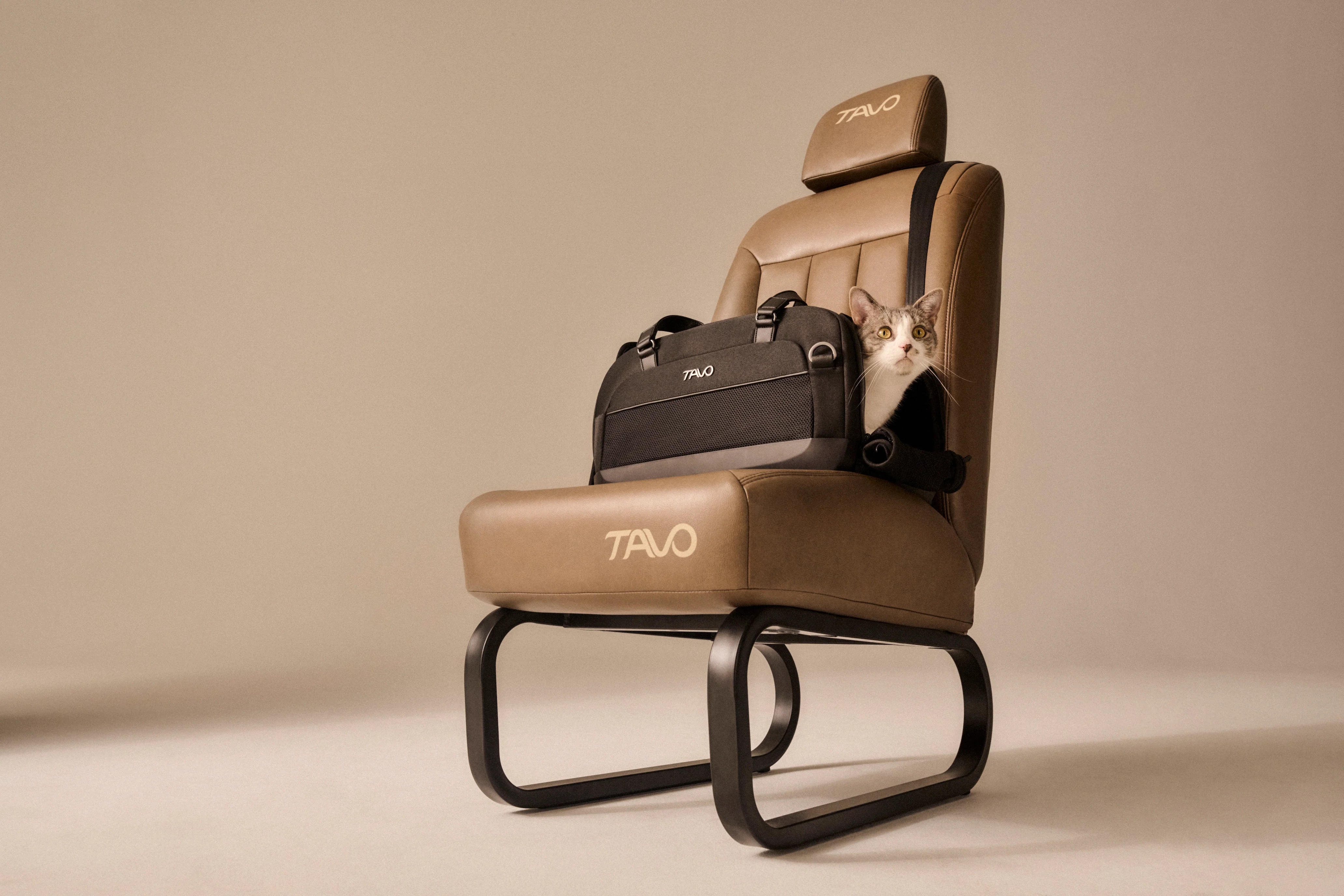 Tavo Pets Dupree II Airline Carry-On Pet Car Seat and Optional Roscoe Stroller - Please Note Shipping Time Frame in Description - Image 10